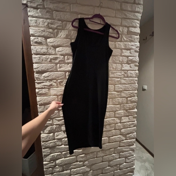 Dresses & Skirts - Classic Sleeveless Black Tank Dress - Women's